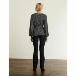 JAEGER Jersey Printed V-Neck Long Sleeve Top Women Black Mix 14 JAEGER Jersey Printed V-Neck Long Sleeve Top Women Black Mix -JAEGER Shop unnamed file 1187