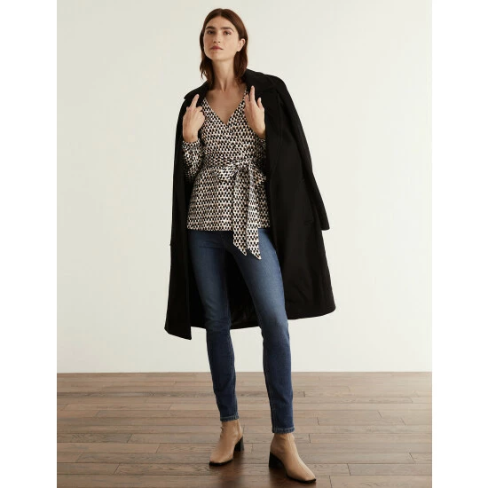 JAEGER Jersey Printed V-Neck Long Sleeve Top Women Black Mix 10 JAEGER Jersey Printed V-Neck Long Sleeve Top Women Black Mix - Image 10