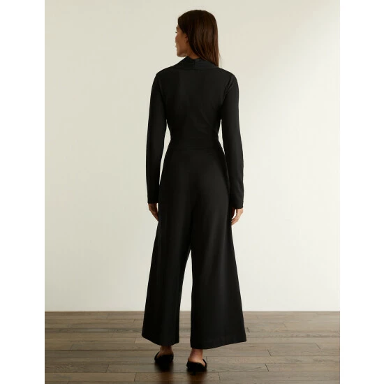 JAEGER Jersey Long Sleeve Wide Leg Jumpsuit Women Black 5 JAEGER Jersey Long Sleeve Wide Leg Jumpsuit Women Black - Image 5