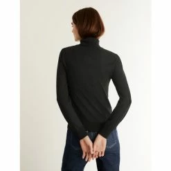 JAEGER Pure Cashmere Roll Neck Relaxed Jumper Women Black 13 JAEGER Pure Cashmere Roll Neck Relaxed Jumper Women Black -JAEGER Shop unnamed file 1265