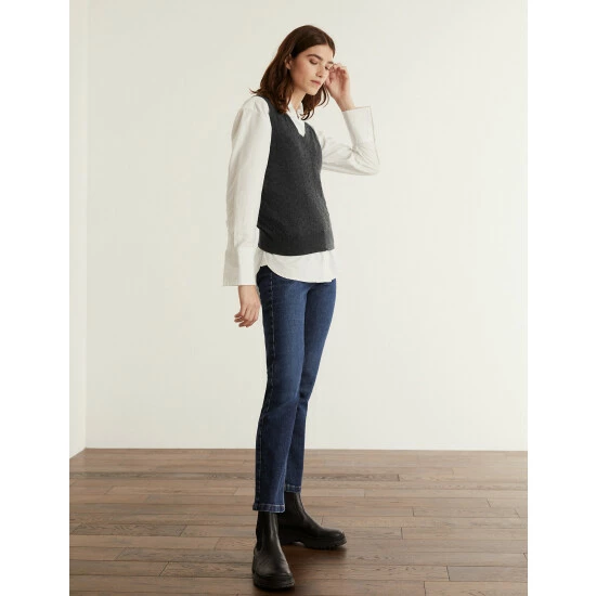 JAEGER Pure Merino Wool V-Neck Relaxed Knitted Top Women Black Mix 6 JAEGER Pure Merino Wool V-Neck Relaxed Knitted Top Women Black Mix - Image 6