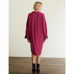 JAEGER Pure Silk V-Neck Tunic Women Black 14 JAEGER Pure Silk V-Neck Tunic Women Black -JAEGER Shop unnamed file 1348