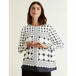 JAEGER Geometric Long Sleeve Top Women Ivory/black 15 JAEGER Geometric Long Sleeve Top Women Ivory/black -JAEGER Shop unnamed file 1390