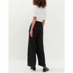 JAEGER Crepe Belted Wide Leg Trousers Women Black 11 JAEGER Crepe Belted Wide Leg Trousers Women Black -JAEGER Shop unnamed file 1394
