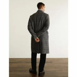 JAEGER British Wool Checked Double Breasted Coat Men Grey Mix 17 JAEGER British Wool Checked Double Breasted Coat Men Grey Mix -JAEGER Shop unnamed file 1489