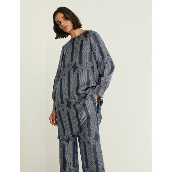 JAEGER Pure Silk Printed Wide Leg Trousers Women Navy 5 JAEGER Pure Silk Printed Wide Leg Trousers Women Navy - Image 5