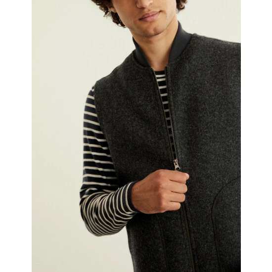 JAEGER Italian Wool Blend Fleece Gilet Men Charcoal 7 JAEGER Italian Wool Blend Fleece Gilet Men Charcoal - Image 7