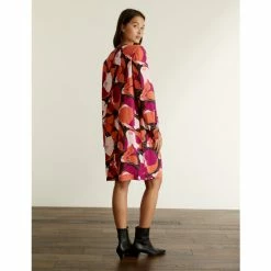 JAEGER Floral Round Neck Mini Shift Dress Women Red Mix 11 JAEGER Floral Round Neck Mini Shift Dress Women Red Mix -JAEGER Shop unnamed file 422