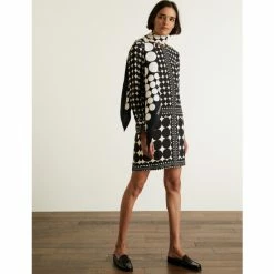 JAEGER Pure Silk Printed Polka Dot Scarf Women Black Mix -JAEGER Shop unnamed file 604