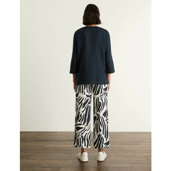 JAEGER Pure Linen V-Neck Top Women Navy 4 JAEGER Pure Linen V-Neck Top Women Navy - Image 4