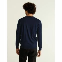 JAEGER Pure Extra Fine Merino Wool V-Neck Jumper Men Navy 11 JAEGER Pure Extra Fine Merino Wool V-Neck Jumper Men Navy -JAEGER Shop unnamed file 821