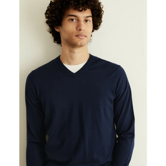 JAEGER Pure Extra Fine Merino Wool V-Neck Jumper Men Navy 7 JAEGER Pure Extra Fine Merino Wool V-Neck Jumper Men Navy - Image 7