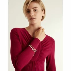 JAEGER Gold Tone Pearl T-Bar Chain Bracelet Women 7 JAEGER Gold Tone Pearl T-Bar Chain Bracelet Women -JAEGER Shop unnamed file 914